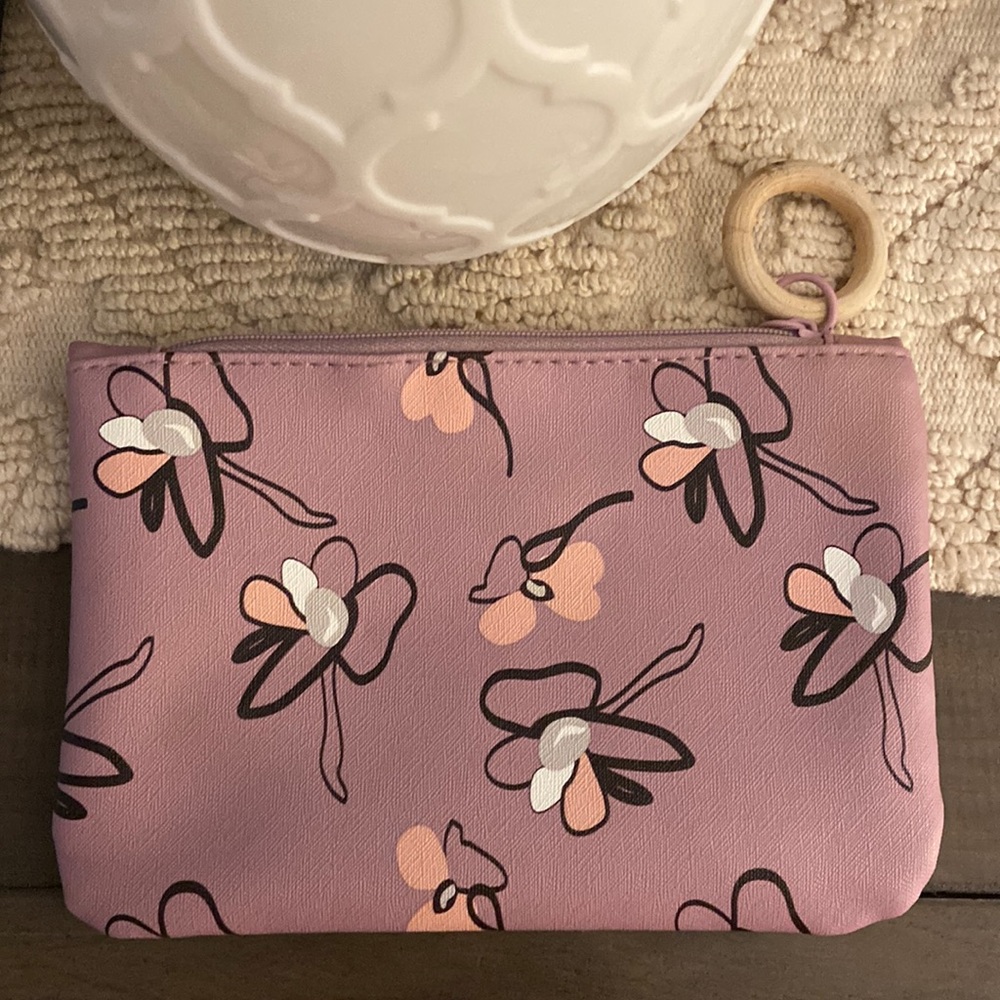 IPSY floral mauve pouch